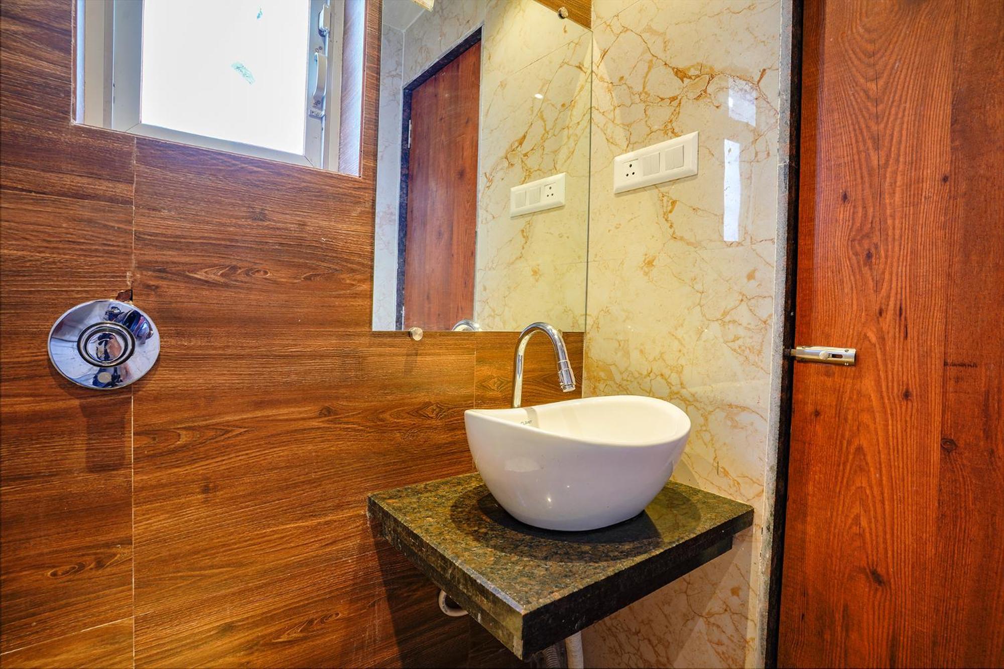 Fabexpress Super 7 Inn - Nr Rabale Station Navi Mumbai Dış mekan fotoğraf