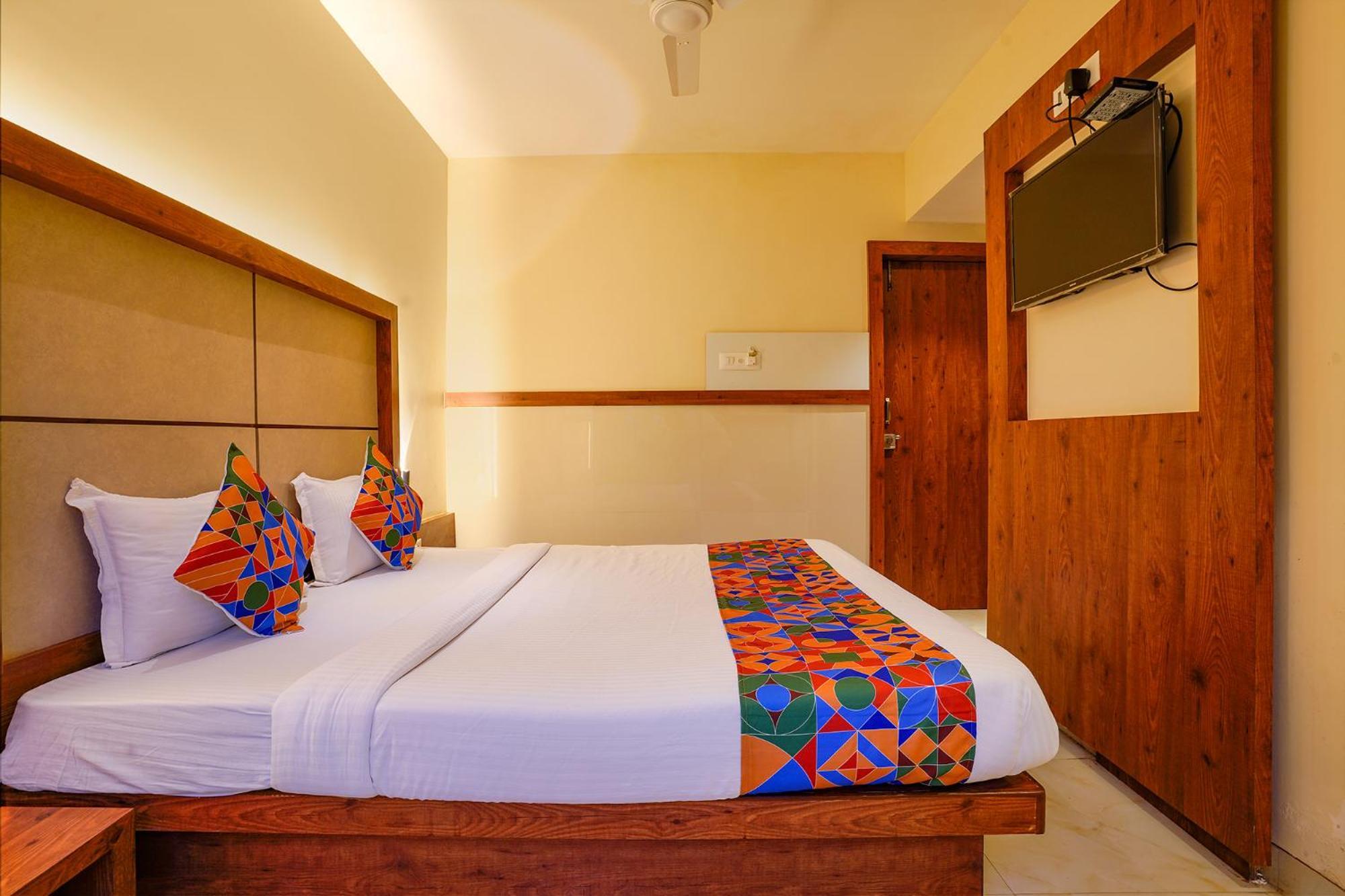 Fabexpress Super 7 Inn - Nr Rabale Station Navi Mumbai Dış mekan fotoğraf