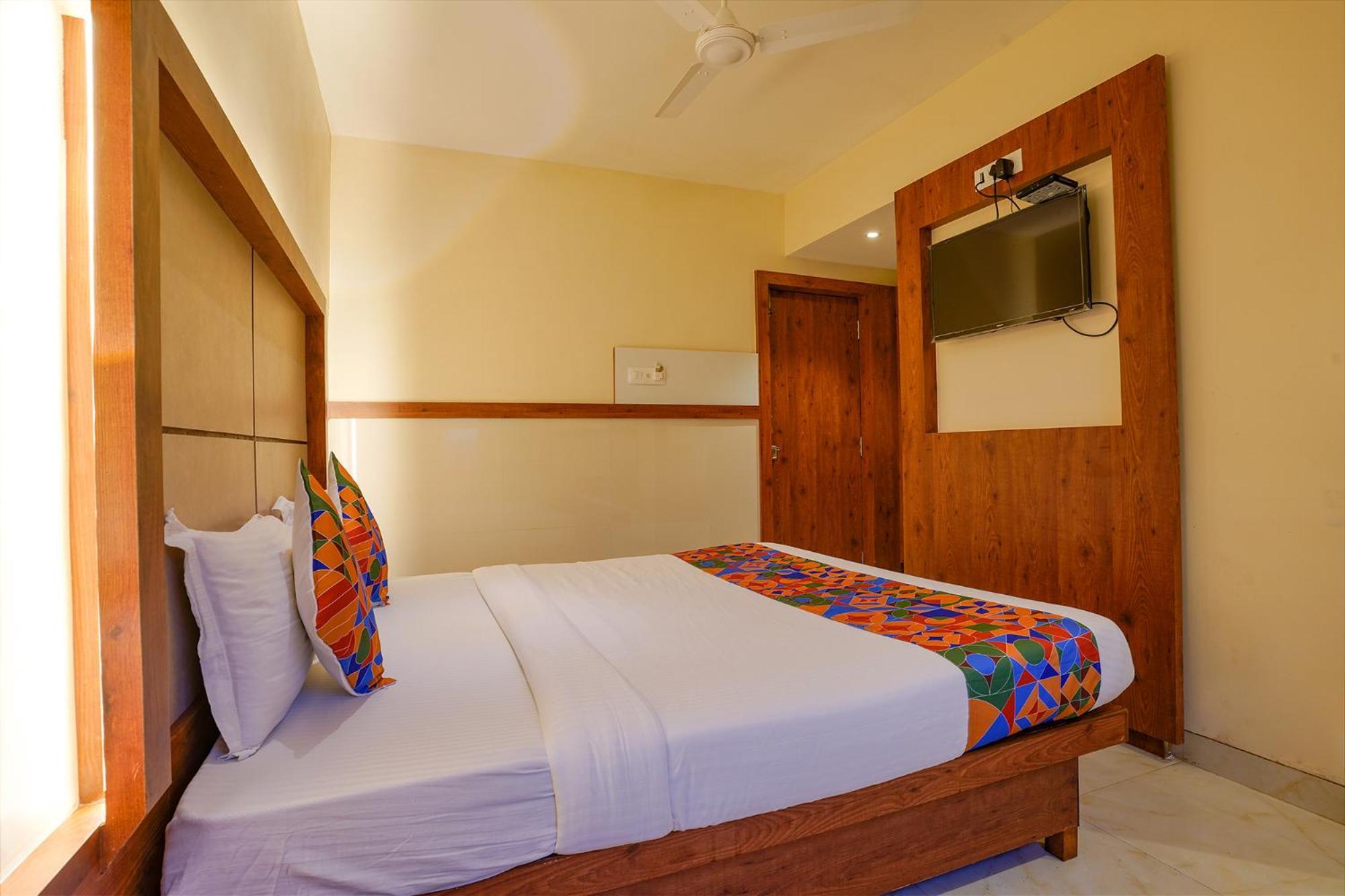 Fabexpress Super 7 Inn - Nr Rabale Station Navi Mumbai Dış mekan fotoğraf